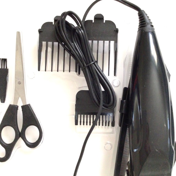 8 Piece Haircutting Clipper Set - Picture 3 of 4